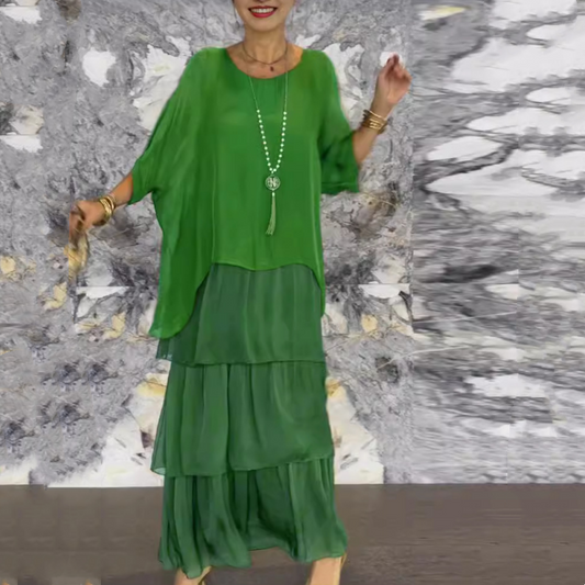 Elegáns emeletes fodros sifon Maxi ruha