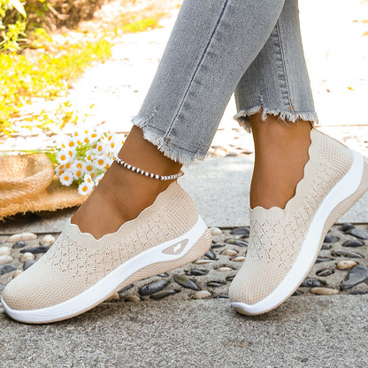 👟 Könnyű, lélegző női túracipő – hálós felsőrész, párnázott talp, csúszásgátló – utánvéttel ✨